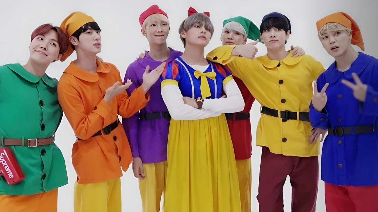 I BTS vestiti da Biancaneve e i sette nani